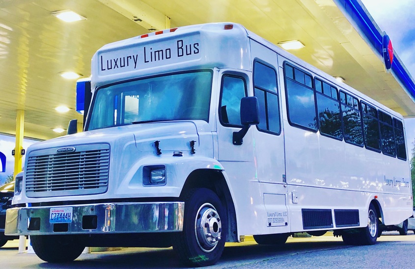 Luxury Limo Of Seattle wedding vendor photo