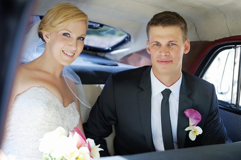 Luxury Limo Of Seattle wedding vendor photo