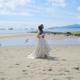 Photo of La Mor Wedding Films, a wedding videographer in Vancouver