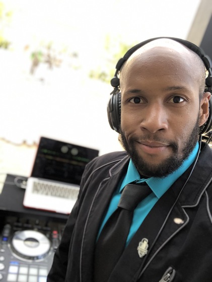Dj Flobito wedding vendor photo