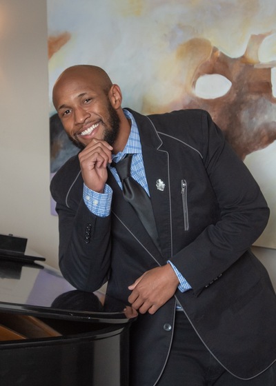 Dj Flobito wedding vendor photo