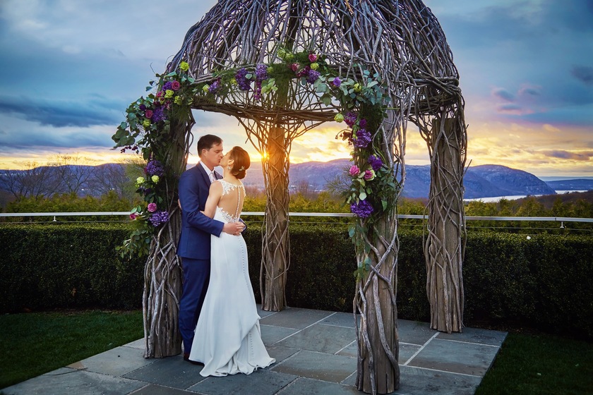Jioarts Photography wedding vendor photo