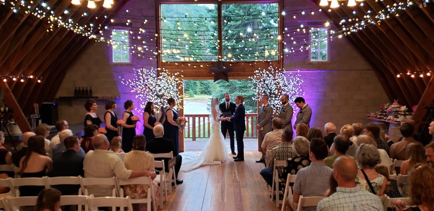 Wenatchee Dj wedding vendor photo