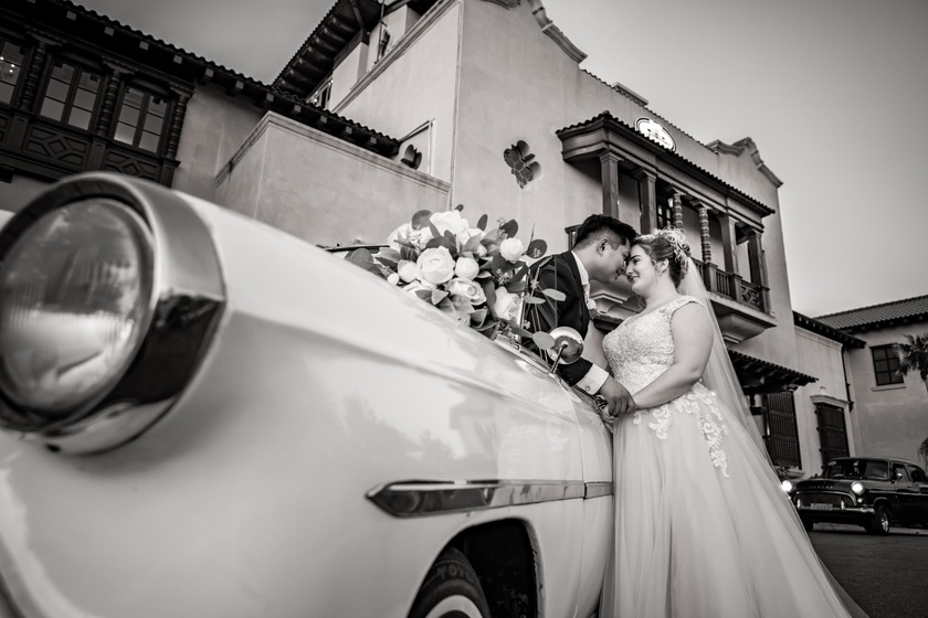 Producciones Almendares wedding vendor photo