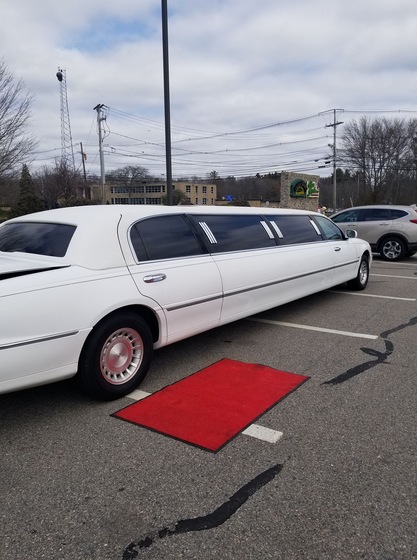 Stella’s Livery Service wedding vendor photo